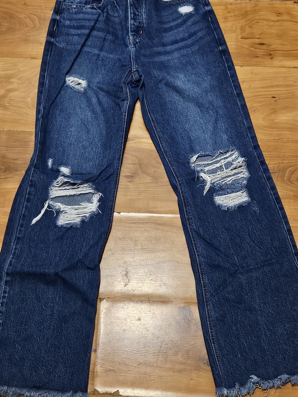 Straight Leg Distressed Jeans in Dark Blue